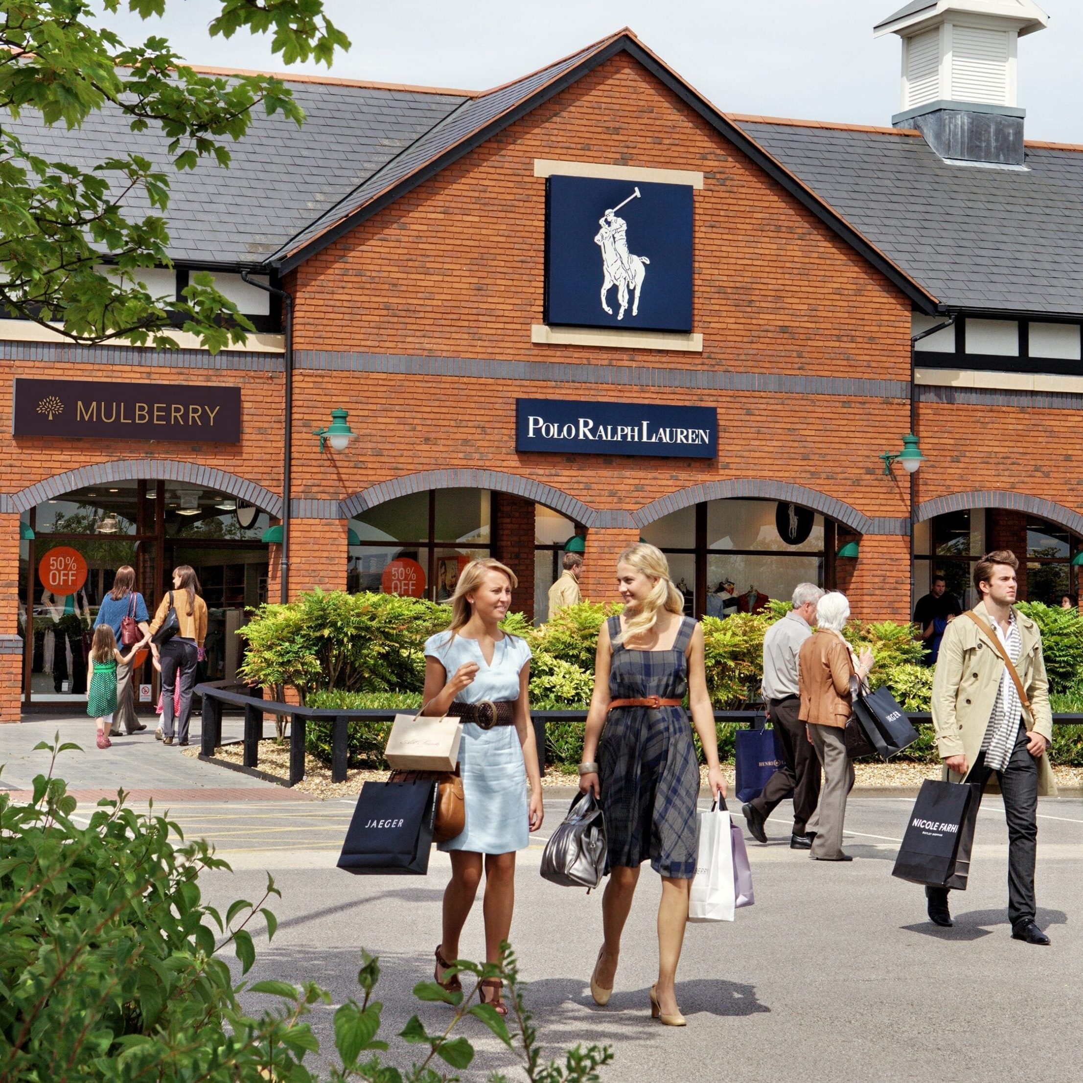 Cheshire Oaks Designer Outlet Carden Park